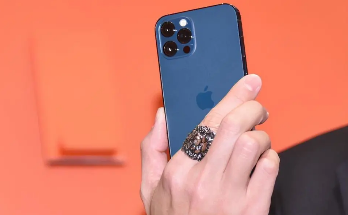 广西苹果手机维修分享iPhone12系列重启方法教程 