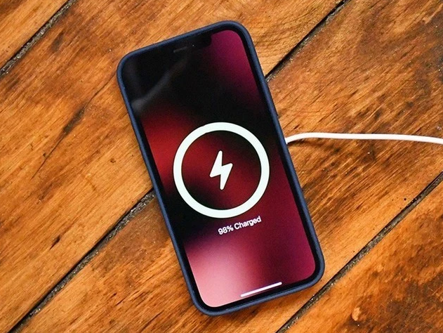 广西苹果手机维修分享iPhone 12可以随便充电吗 